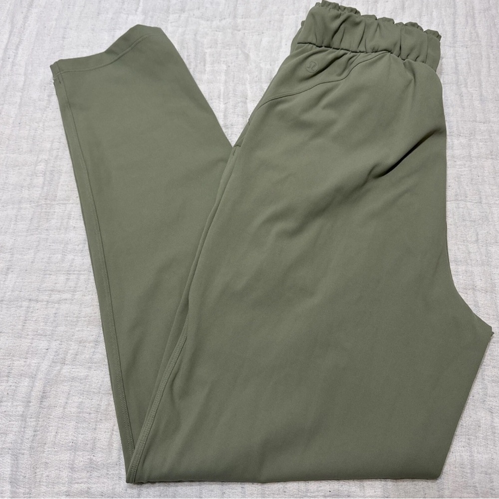 Lululemon Keep Moving High Rise Full Length Pant
Rosemary Green - Picture 3 of 10